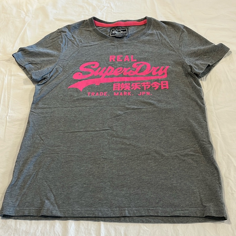 Men’s SuperDry T-Shirt, Size L